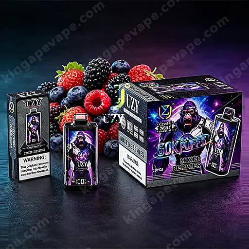 Présentation d'appareils Uzy Vape et d'une boîte à saveur ' Baies mélangées ', présentant des illustrations de gorilles violets, avec des framboises fraîches, des myrtilles et des mûres en arrière-plan.