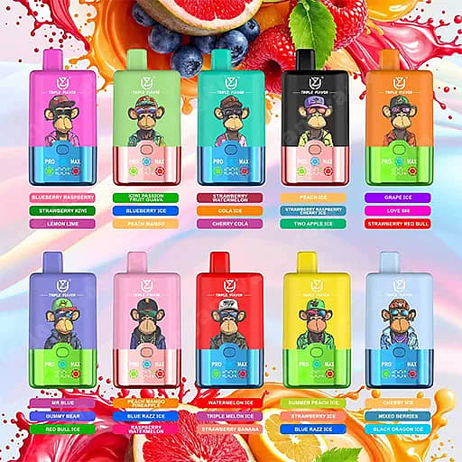 Una cuadrícula de bolsas de jugo de colores brillantes con una mascota de mono de dibujos animados, dispuestas en dos filas sobre un fondo salpicado de frutas, con pequeñas etiquetas de sabores en la parte inferior de cada bolsa.
